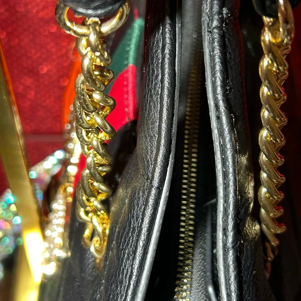 Alba Black Webbing & Bee Quilted Crossbody 18” x 11” x 5” NWT - Picture 8 of 15